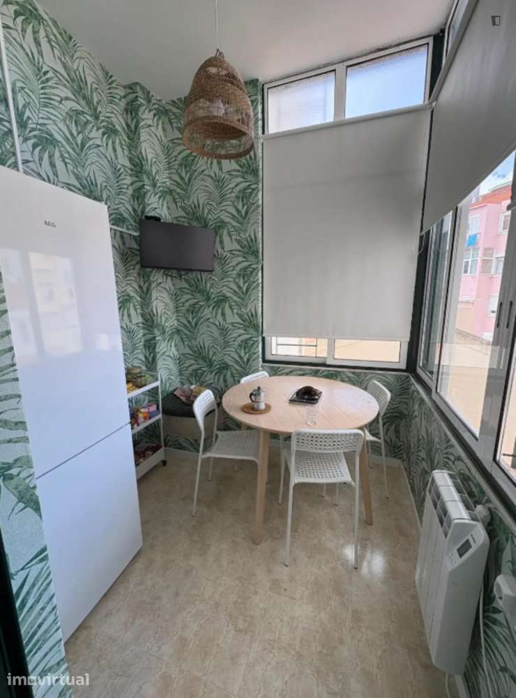 Quarto - localizado em Alcântara Lisbon - Grande imagem: 5/15