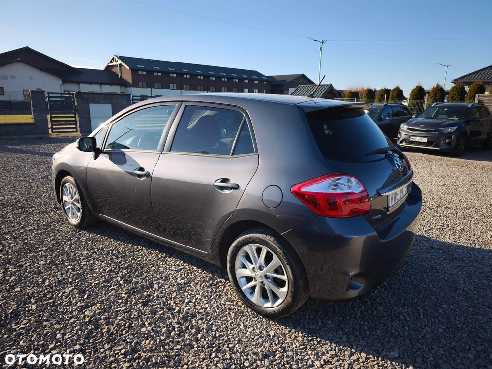 Toyota Auris 1.6 Luna - 4