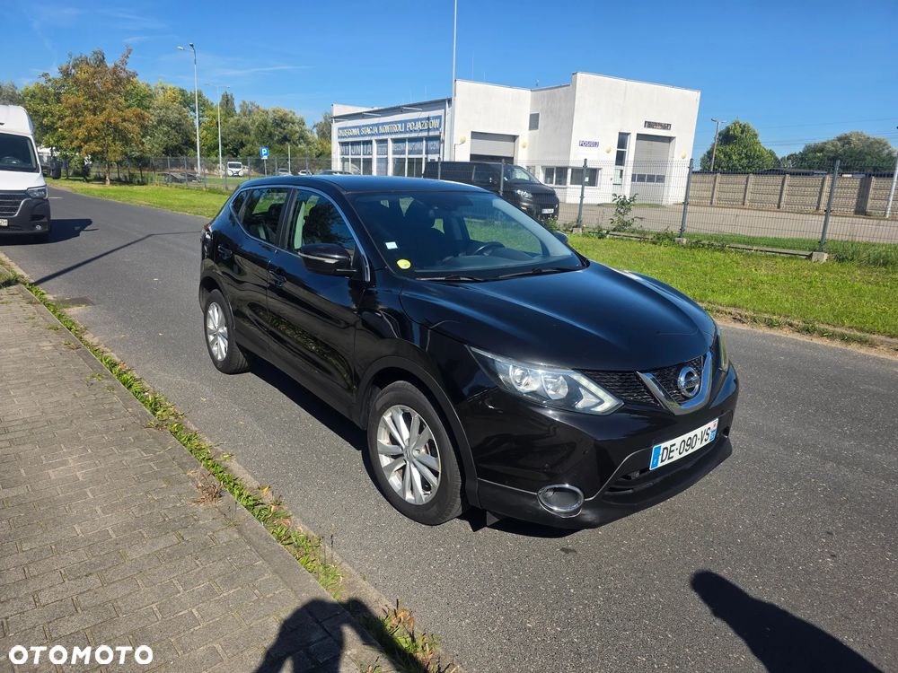 Nissan Qashqai 1.6 dCi Xtronic N-Connecta - 1
