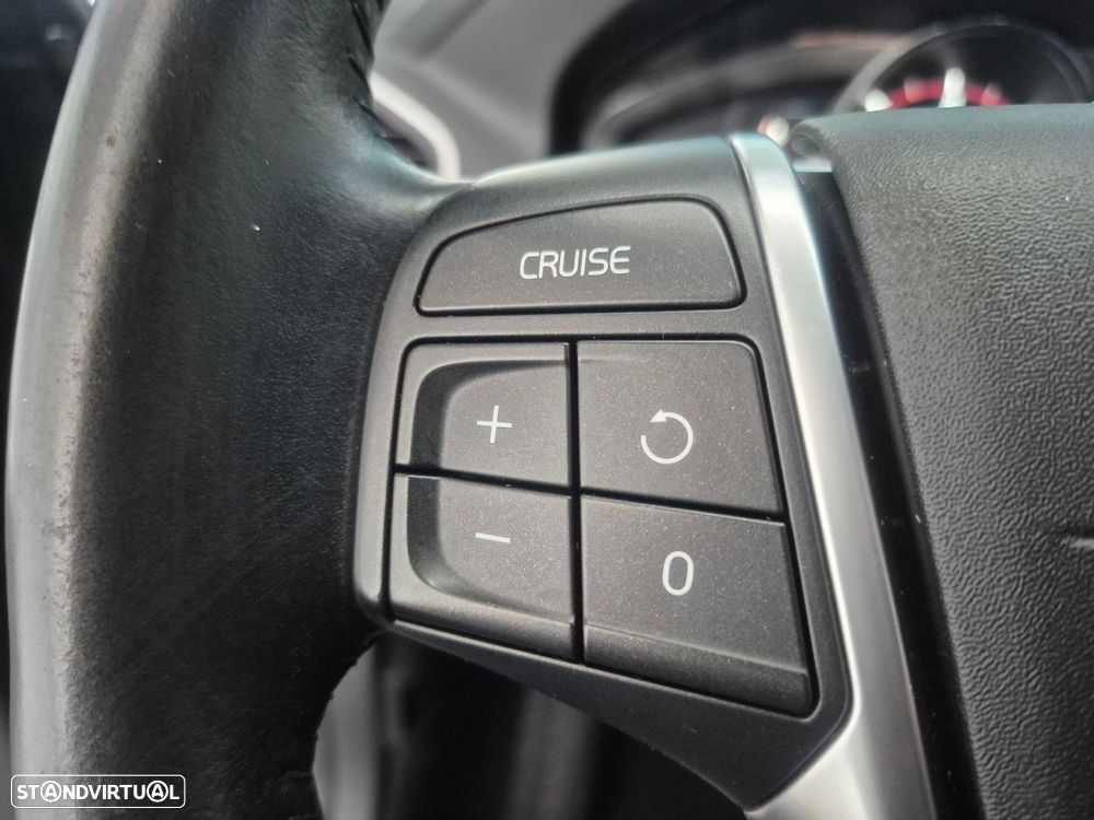 Volvo XC 60 2.0 D4 Summum Geartronic - 13