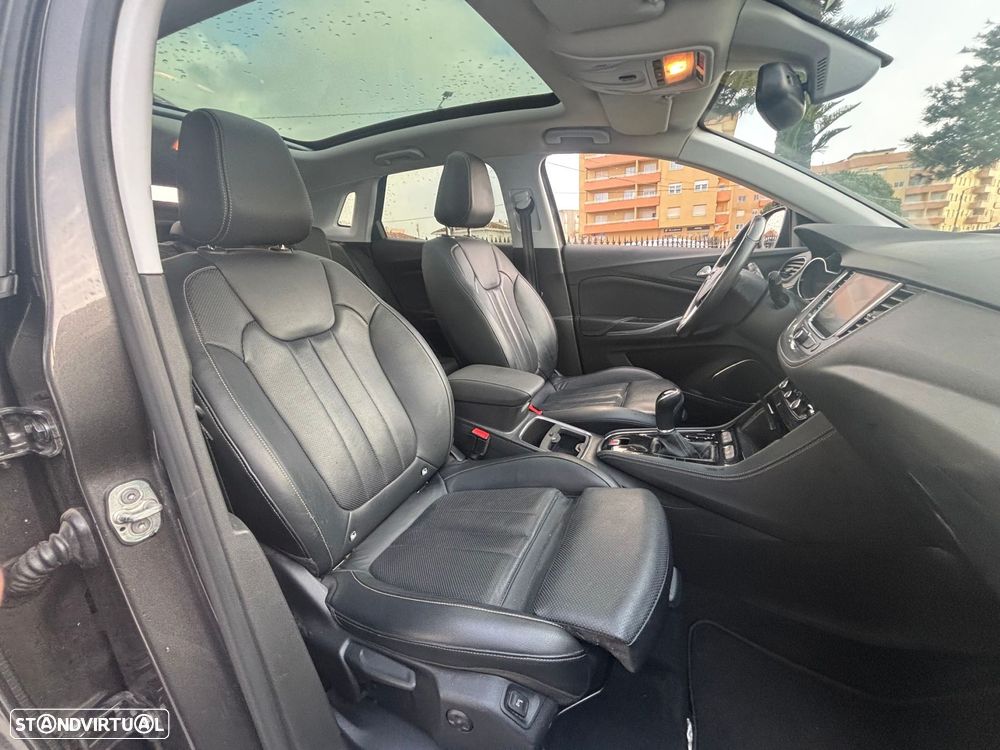 Opel Grandland X 1.2 T Design & Tech AT - 42
