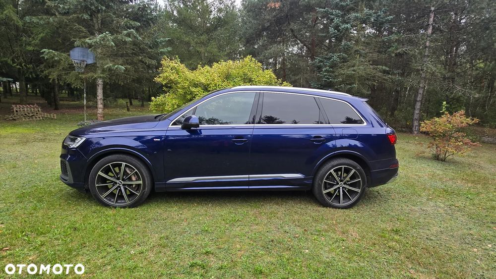 Audi Q7 55 TFSI e Quattro S Line Tiptr - 6