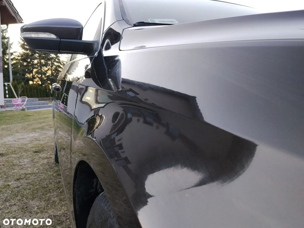 Volkswagen Passat 2.0 TDI Comfortline R-Style DSG - 15