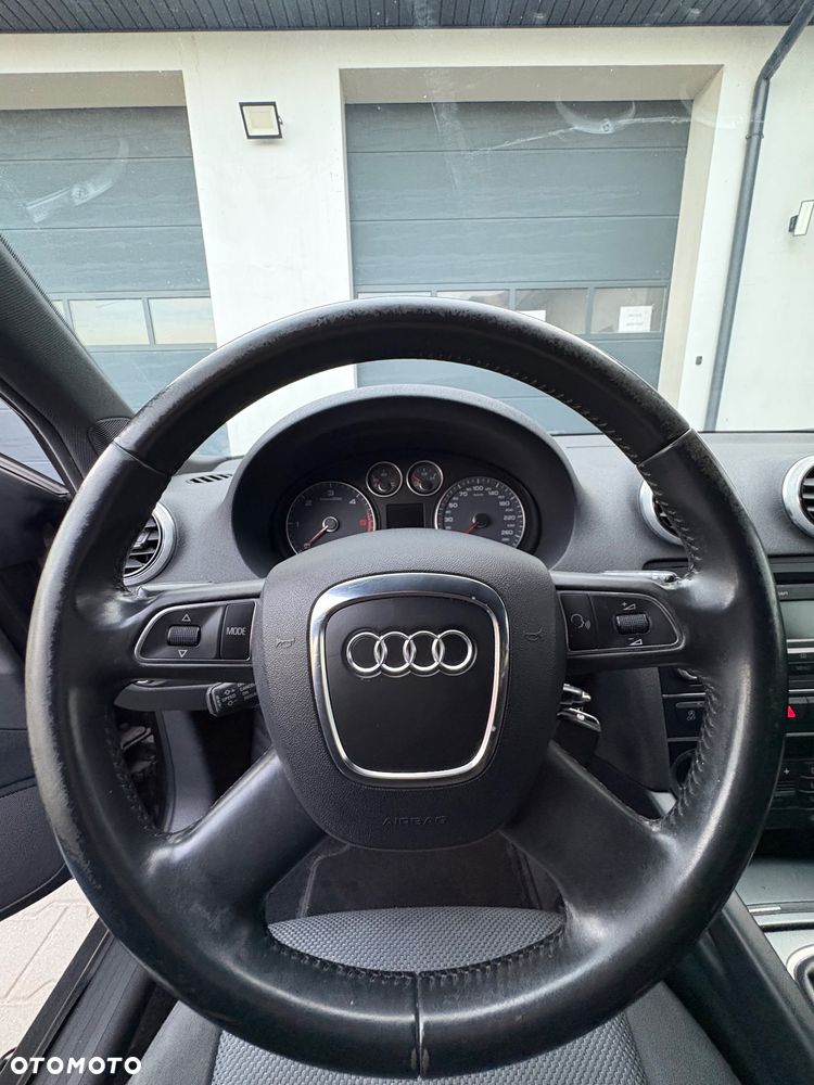 Audi A3 Sportback - 16
