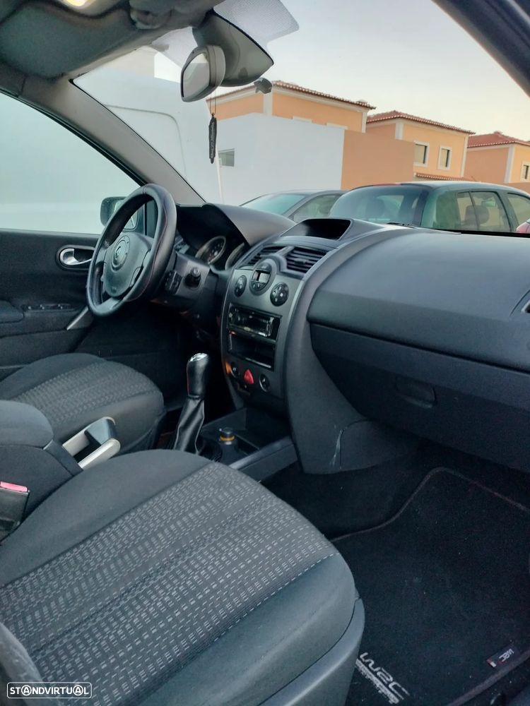 Renault Mégane - 9