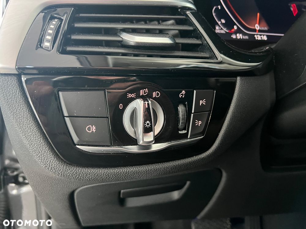 BMW Seria 5 520d xDrive mHEV Luxury Line sport - 26