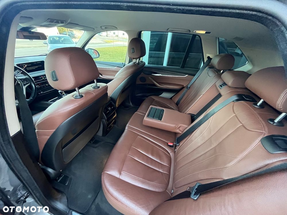BMW X5 xDrive25d - 27