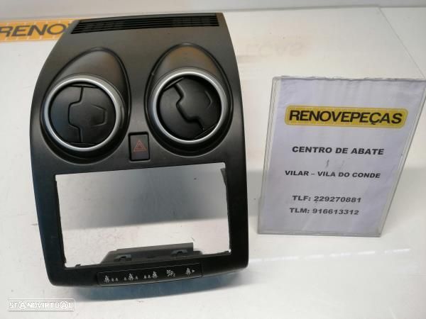 Moldura / Estrutura Consola Central / Rádio Nissan Qashqai / Qashqai + - 1