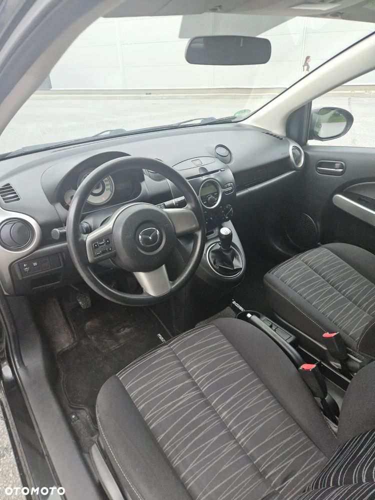 Mazda 2 - 21