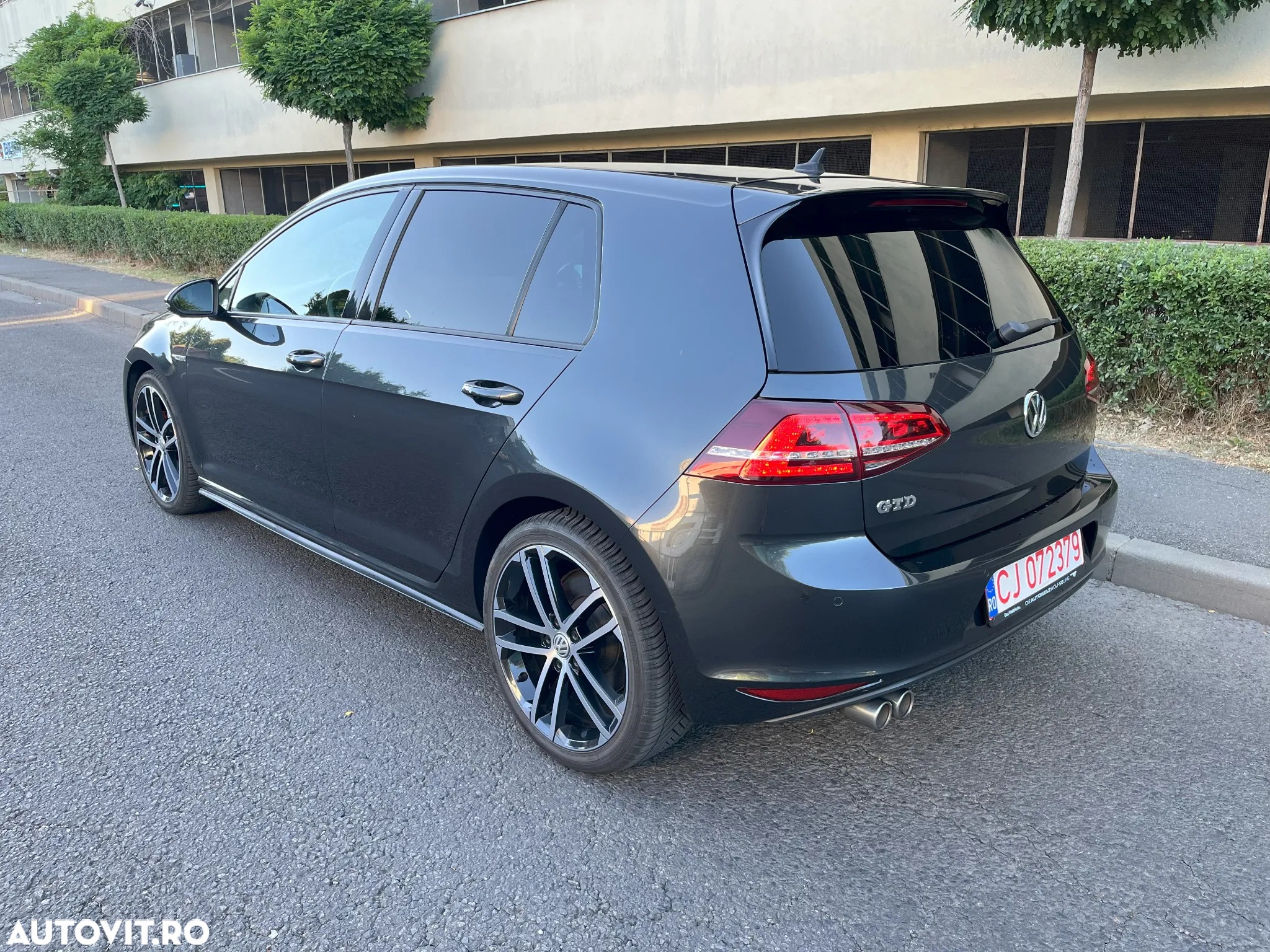 Volkswagen Golf 2.0 TDI DSG GTD - 10