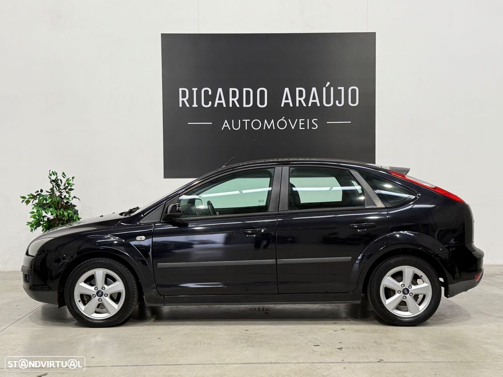 Ford Focus 1.4 16V Sport - 2