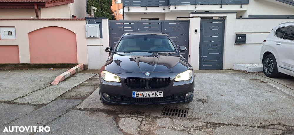 BMW Seria 5 530d xDrive AT - 14