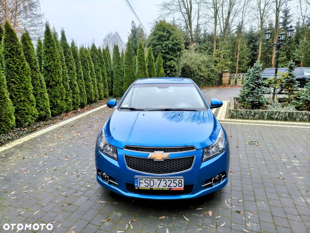 Chevrolet Cruze 1.8 LS - 2