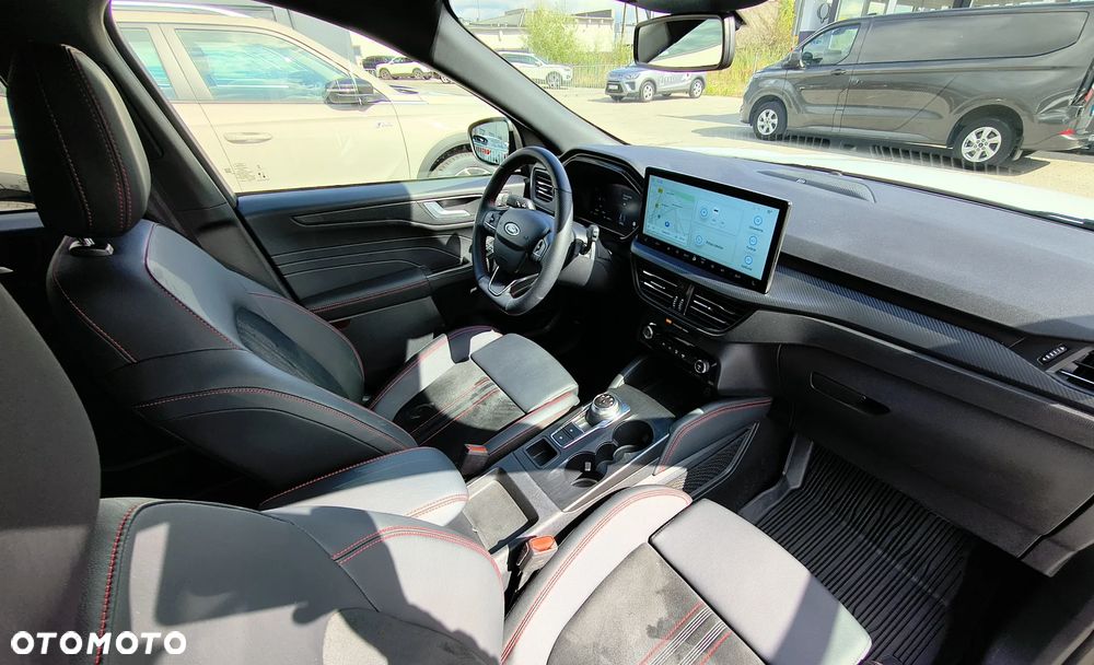 Ford Kuga 2.5 FHEV AWD ST-Line X - 29