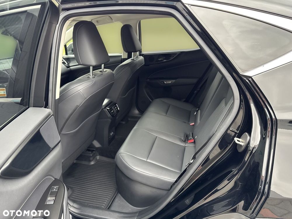 Lexus NX 350h Business AWD - 12