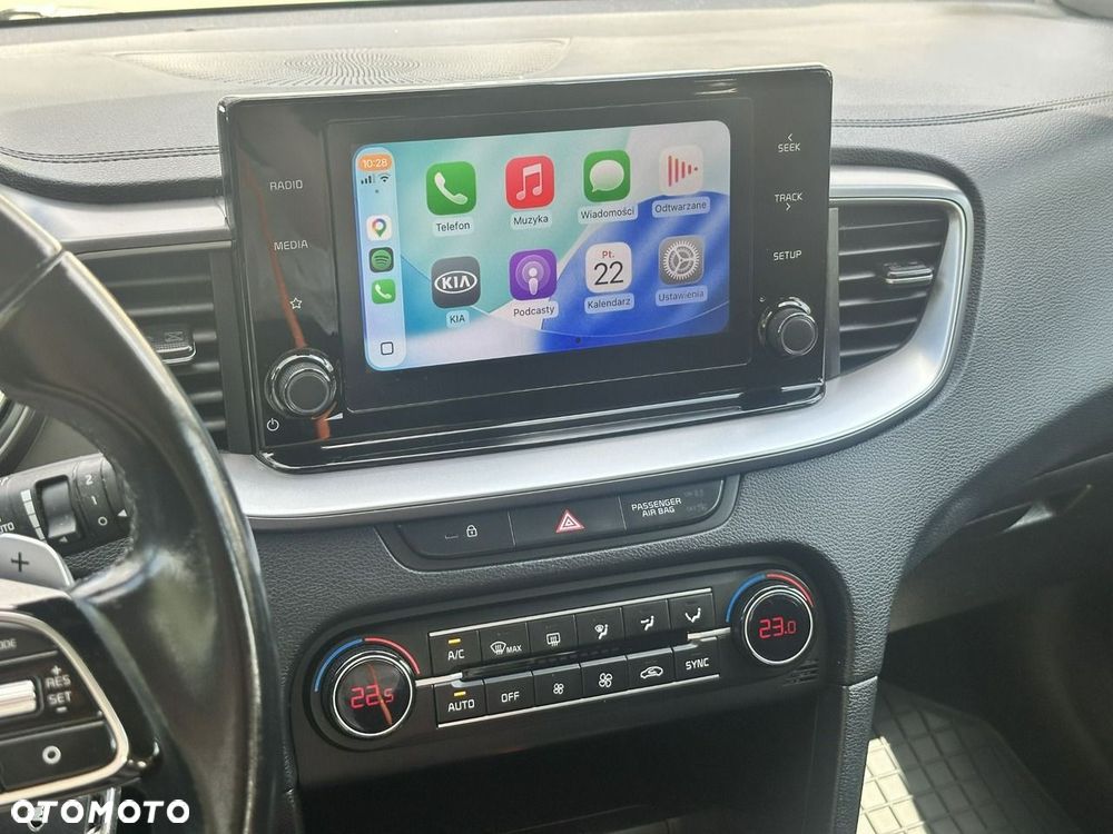 Kia Ceed - 31