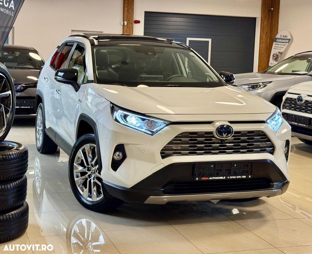 Toyota RAV4 - 6