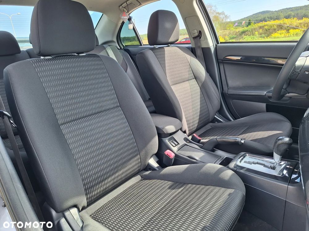 Mitsubishi Lancer - 26