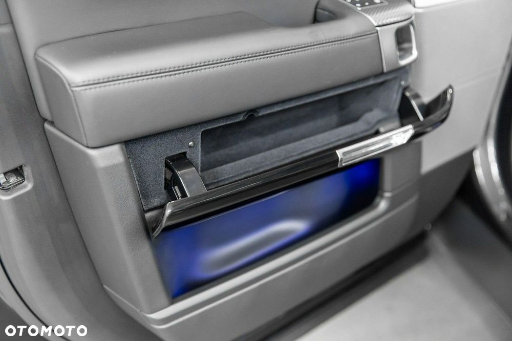 Land Rover Range Rover Sport - 33