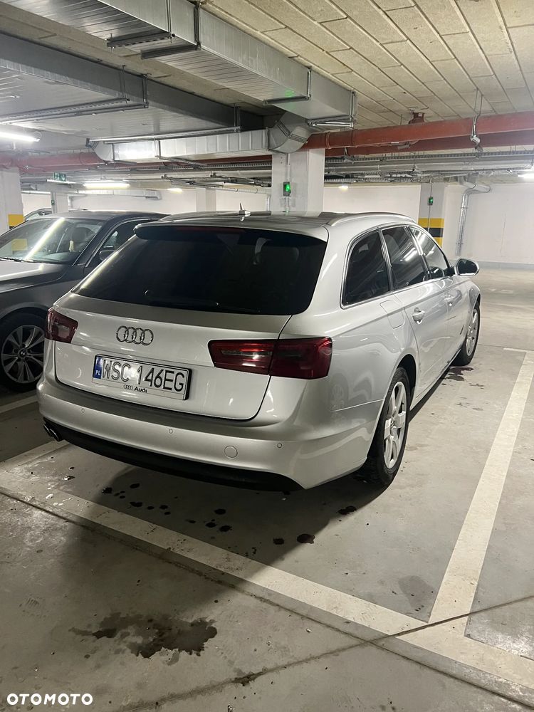 Audi A6 Avant - 16
