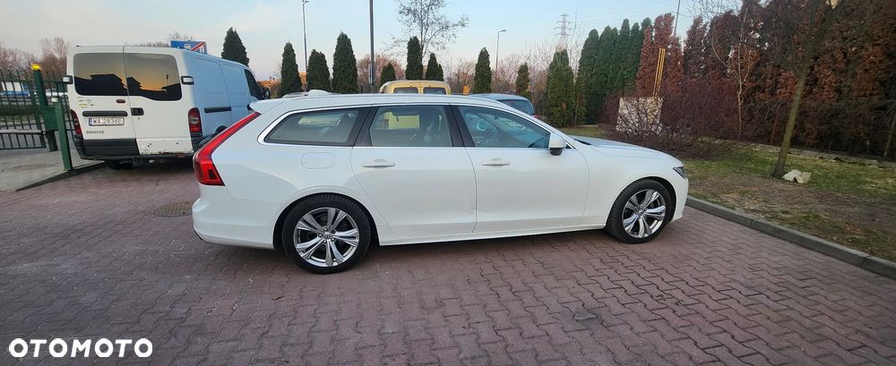 Volvo V90 D4 Geartronic Momentum Pro - 18