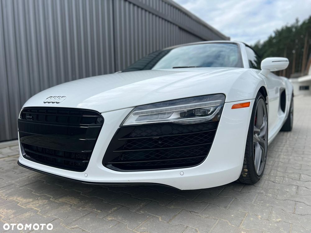Audi R8 Spyder 4.2 Quattro S tronic - 12
