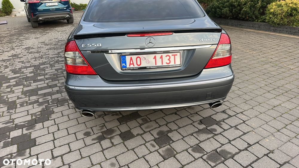 Mercedes-Benz Klasa E - 27
