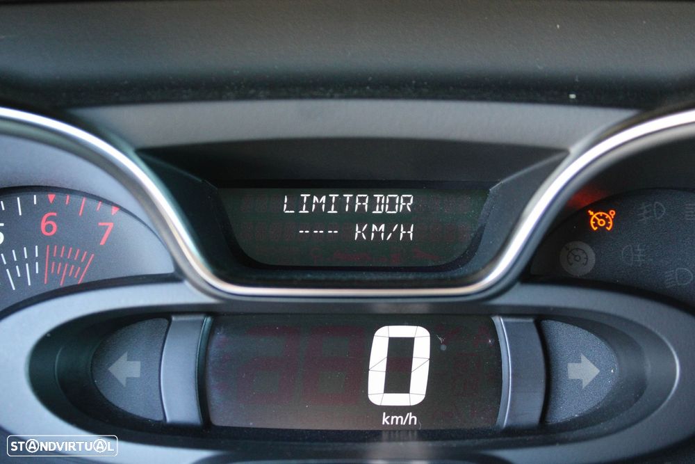 Renault Captur 0.9 TCE Exclusive - 25
