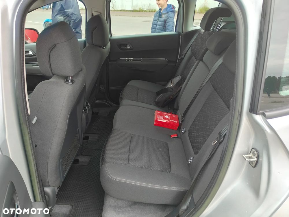 Peugeot 3008 1.6 HDi Active - 20