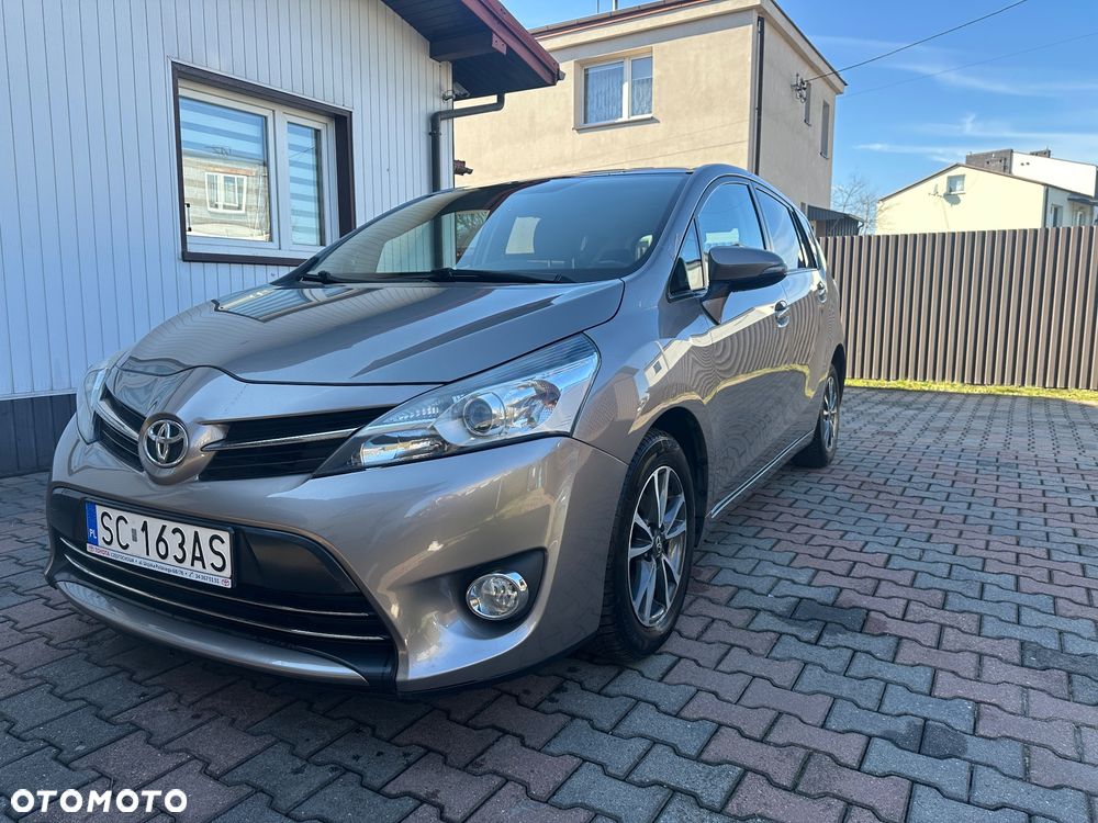 Toyota Verso 1.6 D-4D Premium - 6
