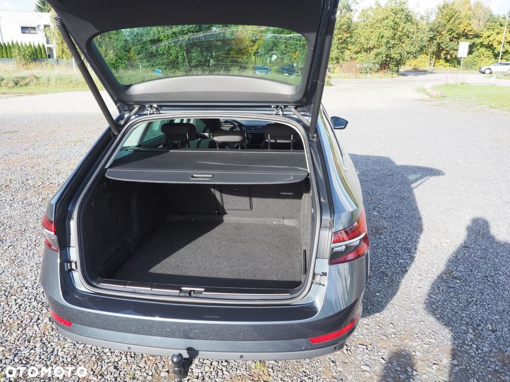 Skoda Superb 2.0 TSI Style DSG - 10