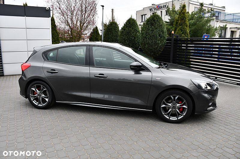 Ford Focus 1.5 EcoBlue Start-Stopp-System ST-LINE STYLE - 26