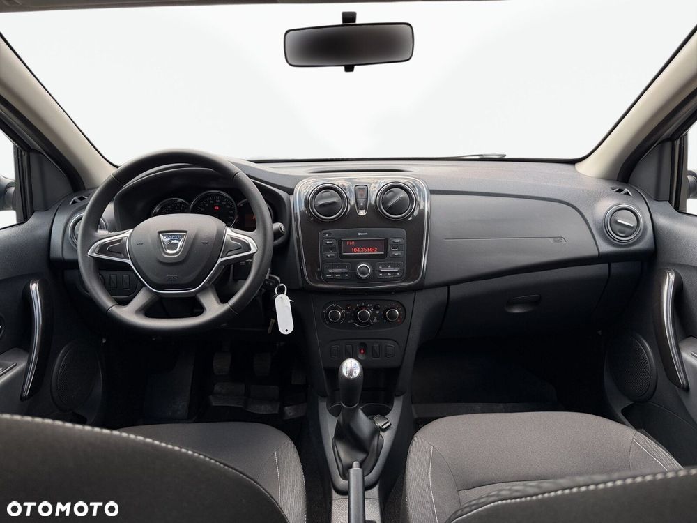 Dacia Sandero - 27