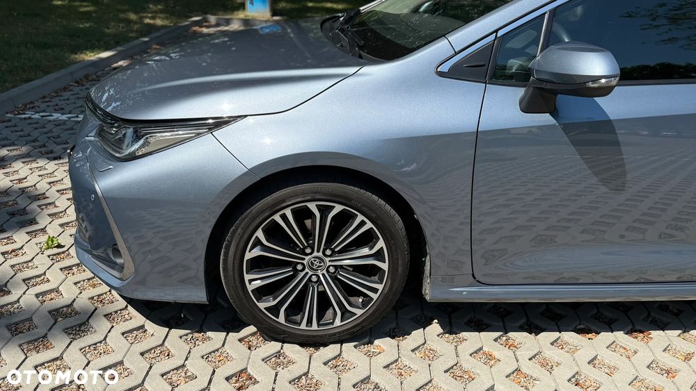 Toyota Corolla - 10