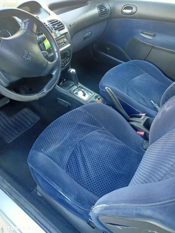 Peugeot 206 - 9