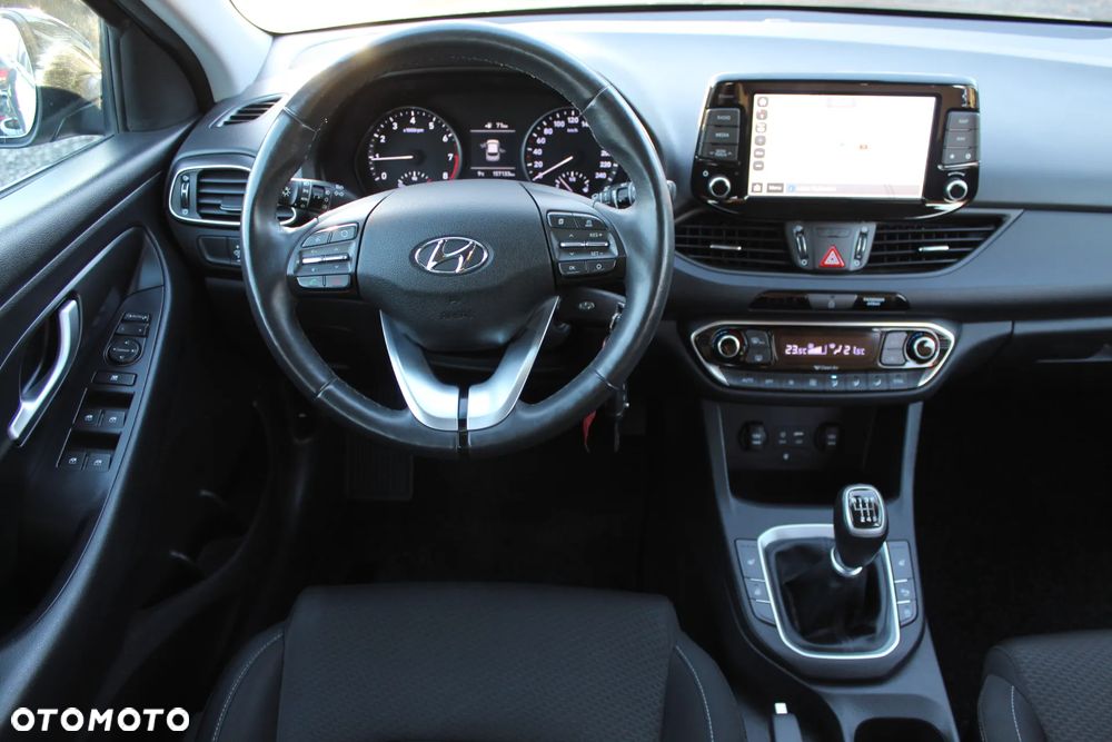 Hyundai i30 1.4 T-GDI Intro Edition - 4