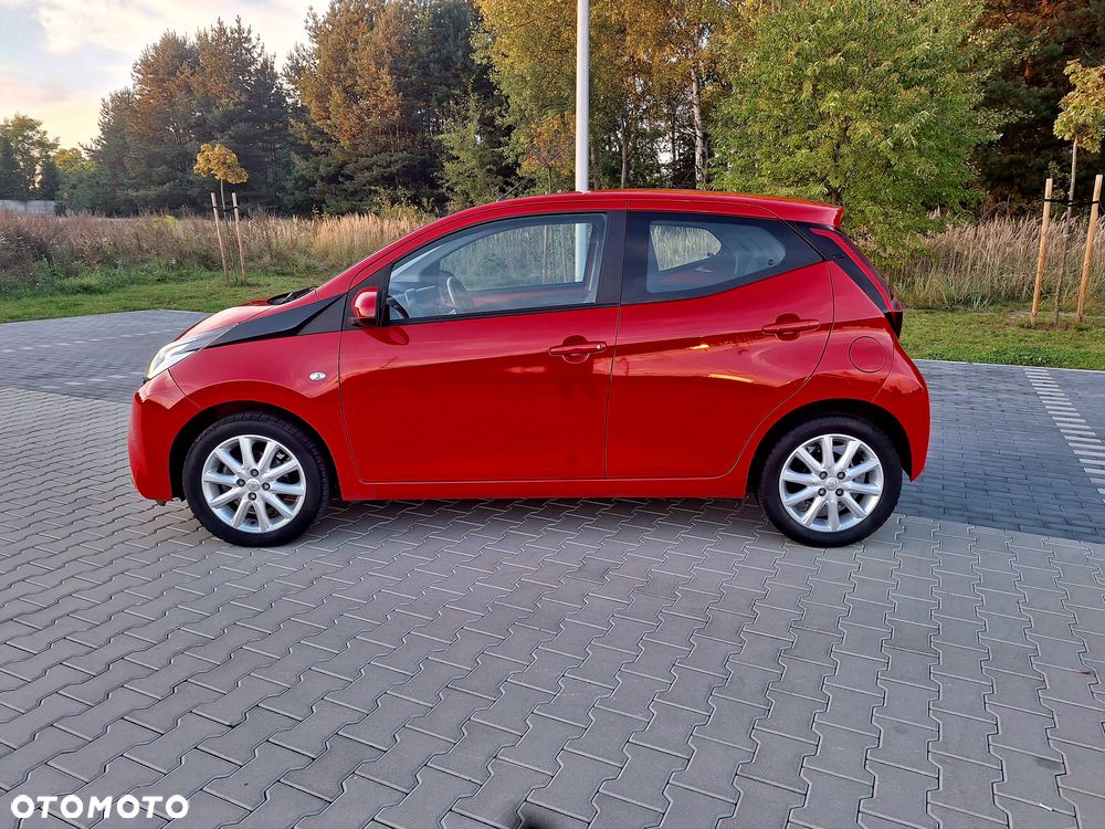 Toyota Aygo x.shift x-play connect - 23