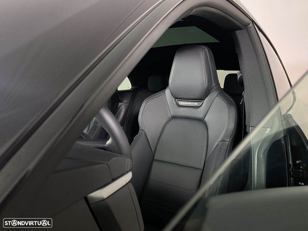 Porsche Macan Electric 4S - 27