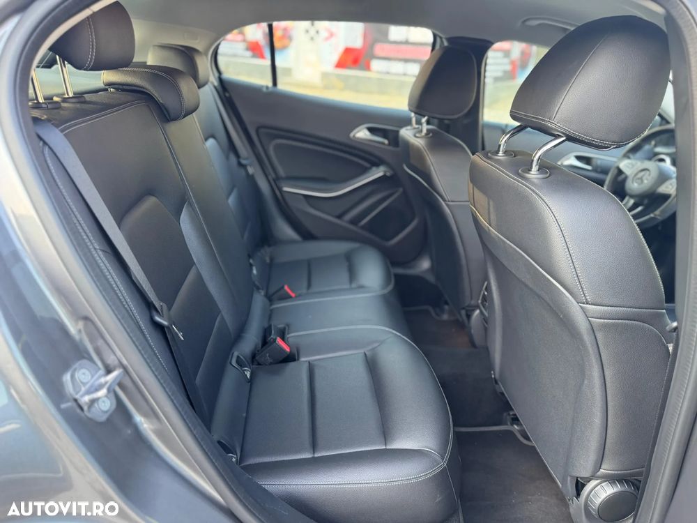 Mercedes-Benz GLA - 7