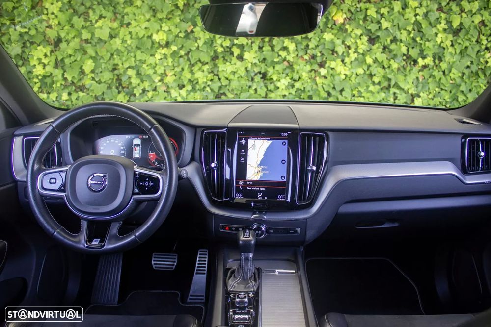 Volvo XC 60 2.0 D4 R-Design Geartronic - 16