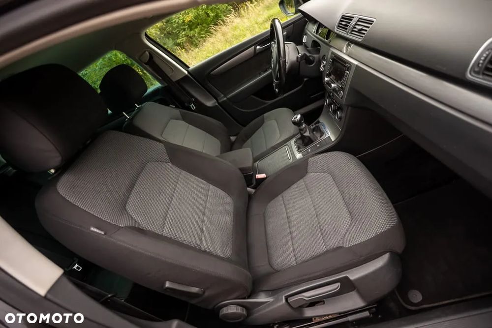 Volkswagen Passat Variant 2.0 TDI Trendline - 18