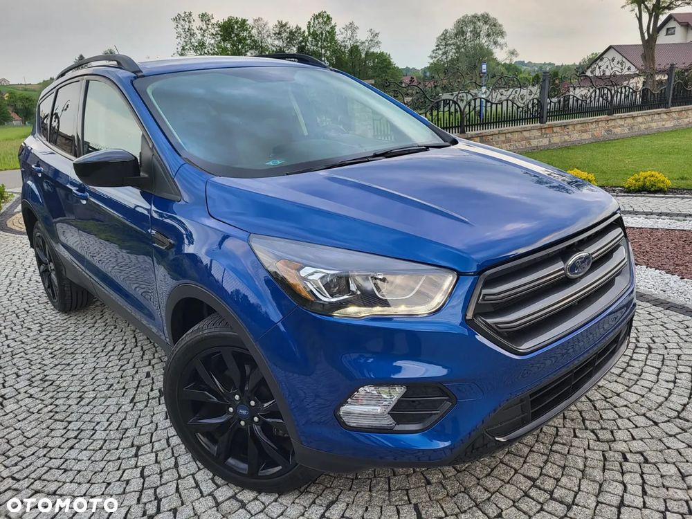 Ford Kuga - 17