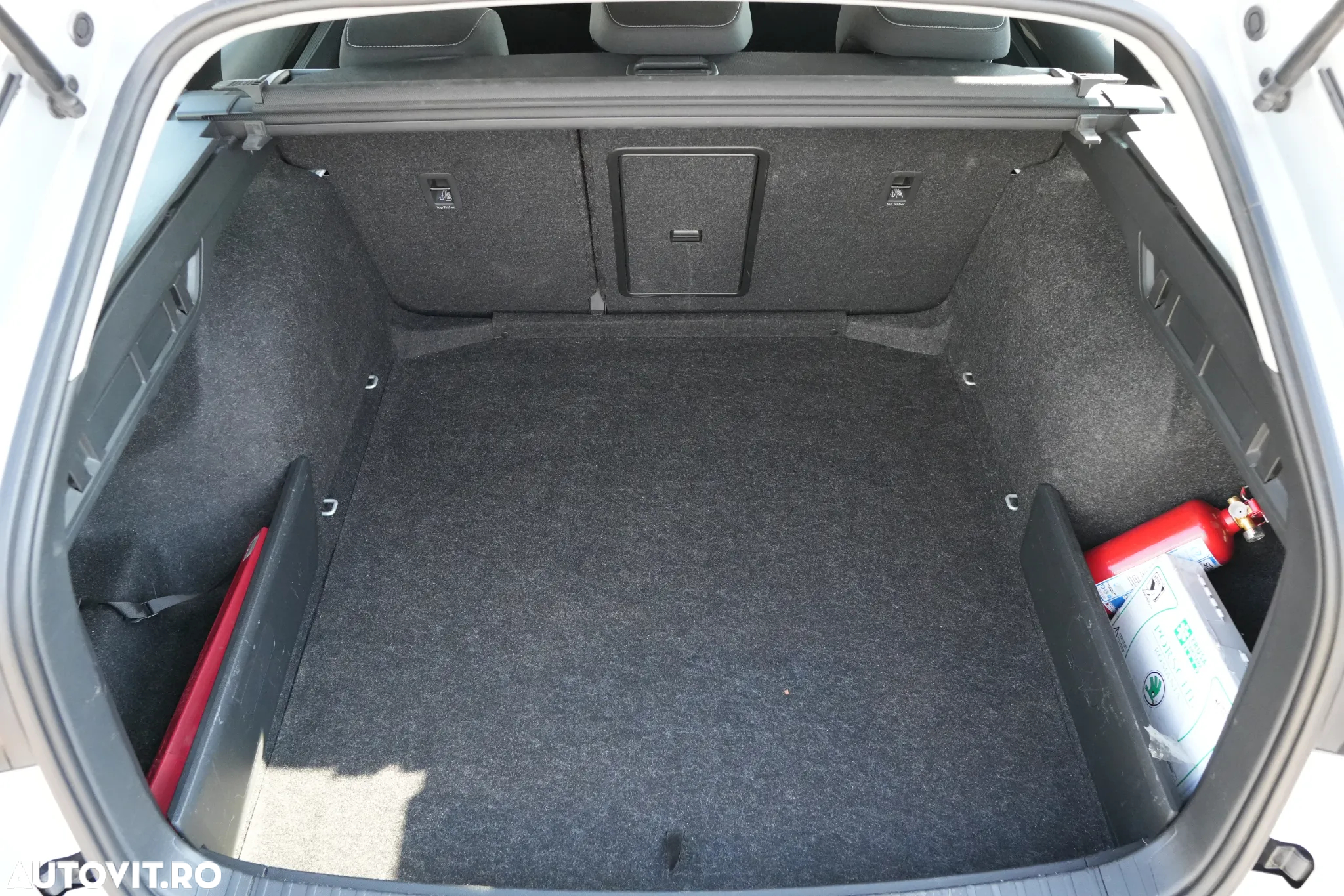Skoda Octavia Combi 2.0 TDI DSG Style - 17
