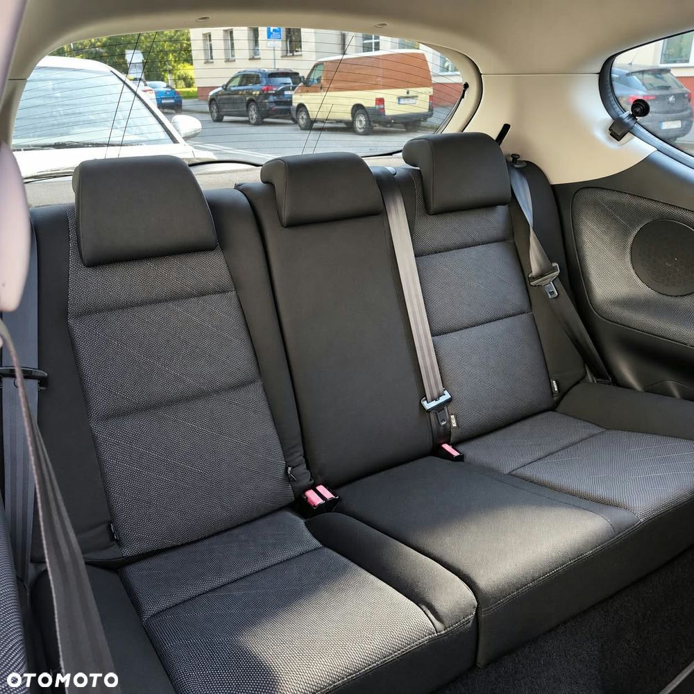 Peugeot 207 1.6 VTi Sporty - 2