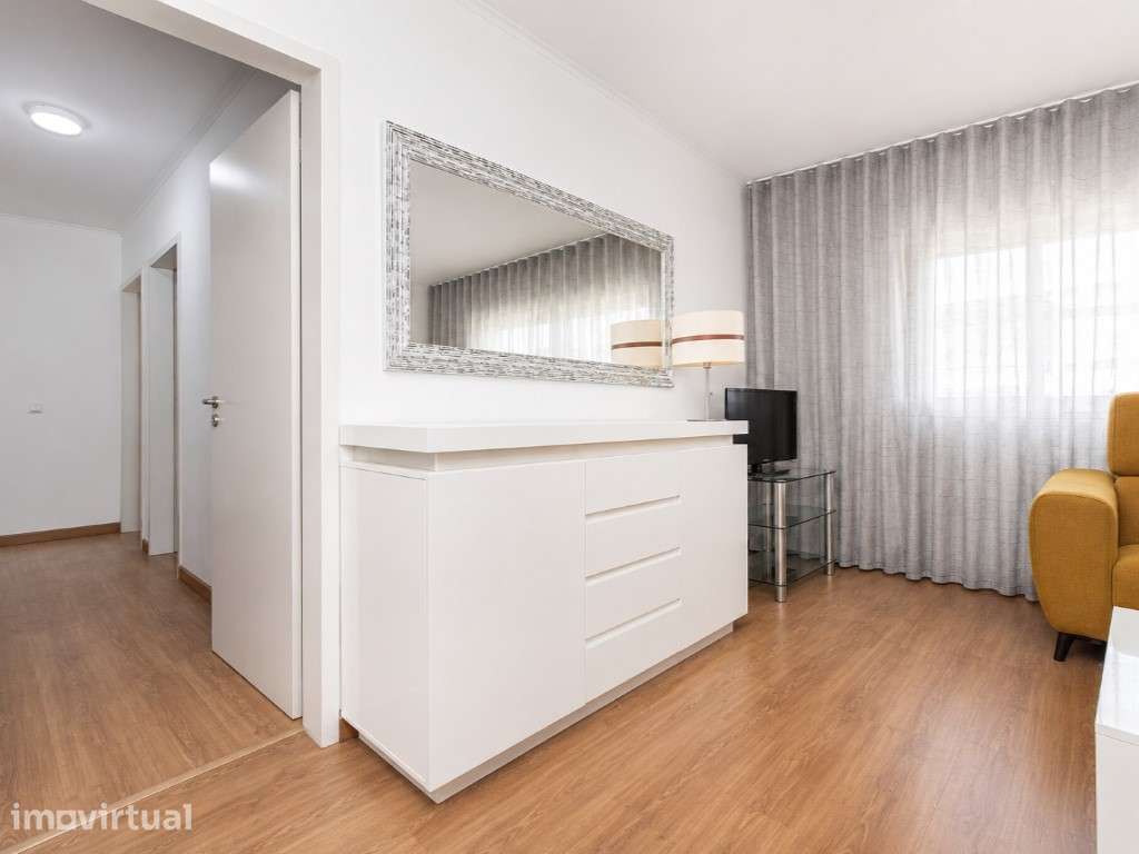 Apartamento, 4 quartos, Lisboa, Santa Clara - Grande imagem: 4/20