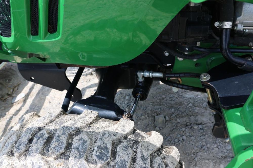 John Deere 2520 - 15