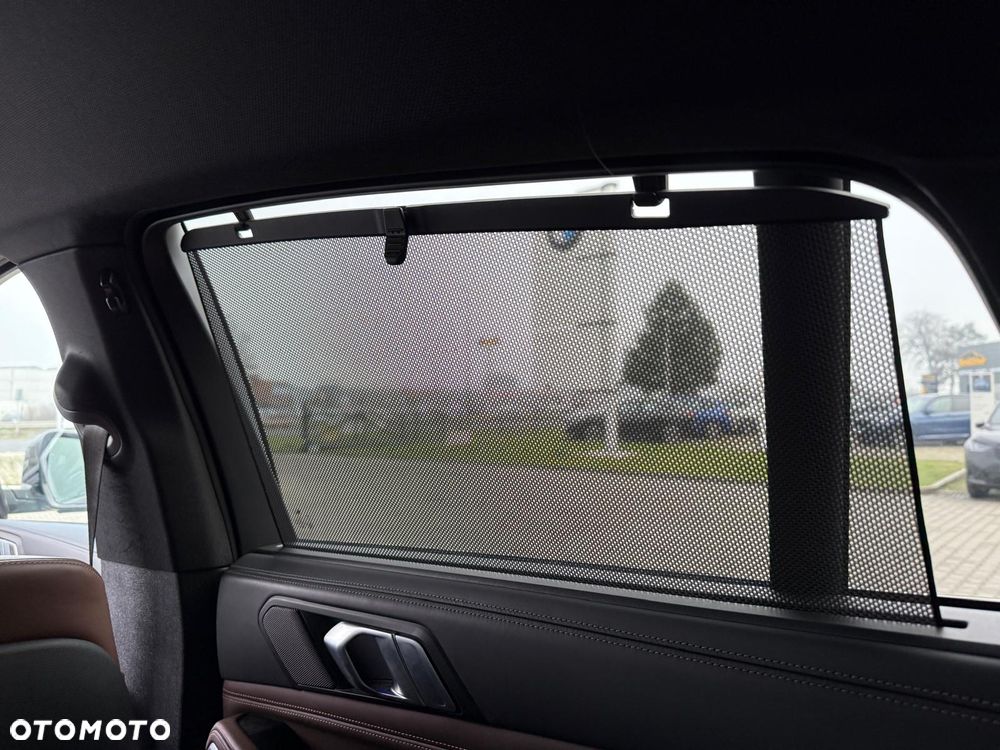 BMW X6 xDrive40d - 12