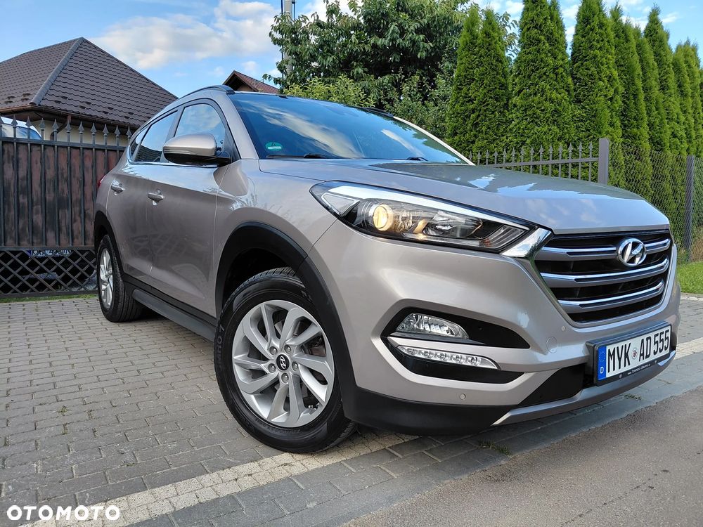 Hyundai Tucson 2.0 CRDI BlueDrive Style 2WD - 14