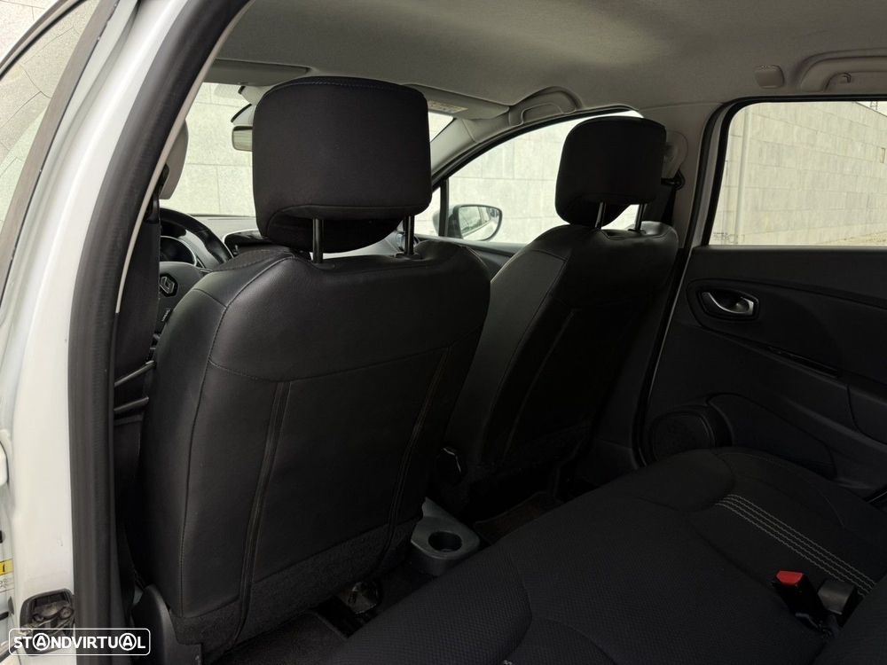 Renault Clio Sport Tourer 0.9 TCe GT Line - 18