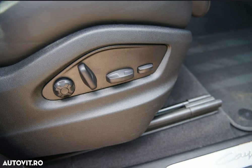 Porsche Cayenne E-Hybrid - 8